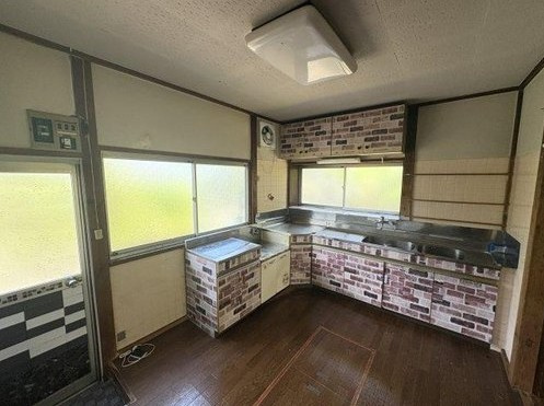 【キッチン】 | 伊東市瓶山一丁目　戸建