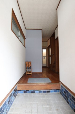 【玄関】 | 河内長野市寿町貸家