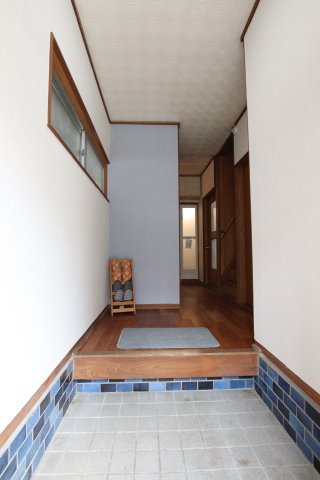 【玄関】 | 河内長野市寿町貸家