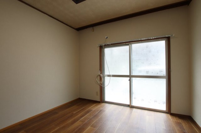 【洋室】 | 河内長野市寿町貸家