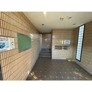 プリーマ千代鶴のエントランス