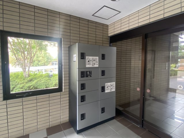 ネオハイツ千歳公園の設備|宅配ボックス・不在時も安心です。