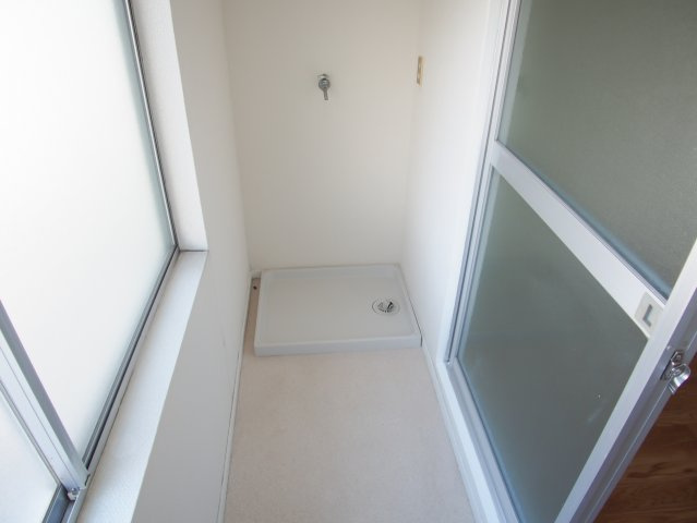 ハイツ千代ヶ丘の設備|洗濯機置場