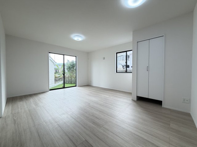 【居間・リビング】 | 八重瀬町具志頭（全5棟） | ※同仕様写真です