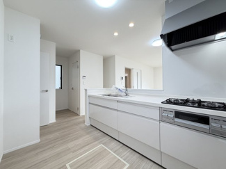 【キッチン】 | 八重瀬町具志頭（全5棟）A・E号棟 | A号棟　使いやすいシステムキッチン♪