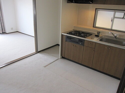 【居間・リビング】 | ライオンズマンション和泉上町 | ダイニングキッチン約６.３畳　※前回募集時／２０１６年７月の