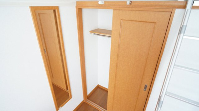 【内装】 | レオパレストラッド