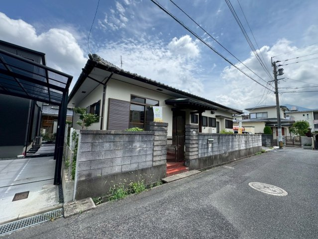 【認定中古】小倉南区中貫1丁目　ー平屋ー4LDK　【小倉南区　中古戸建て】の外観|平屋×80坪の広々した敷地♪【小倉南区　中古戸建】