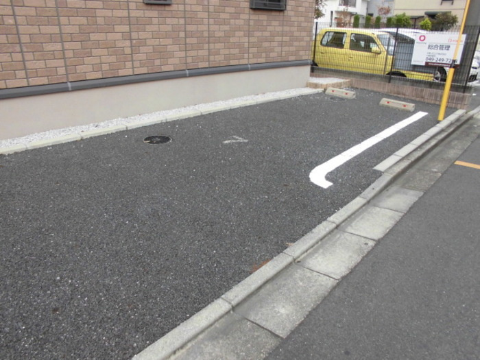 グランメール(ふじみ野)の駐車場