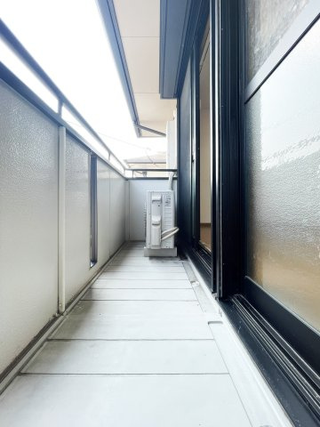 ピュアメゾン　B棟のバルコニー