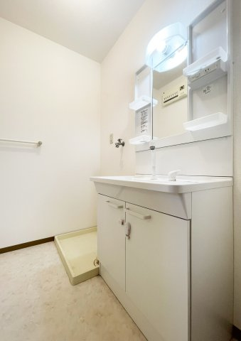 ピュアメゾン　B棟の洗面所