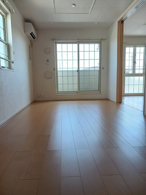 グラン・フォーレＢの居間・リビング|居室・リビング