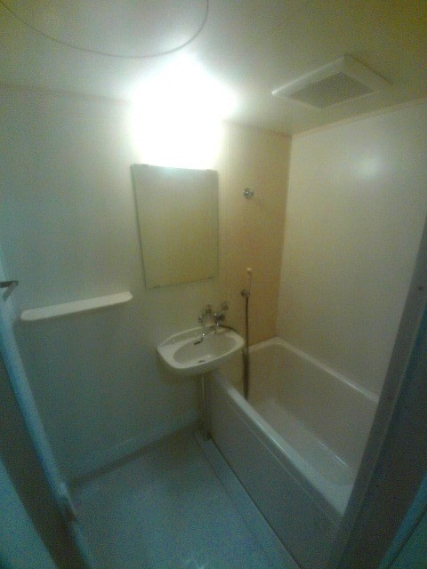 アビタシオン中崎の浴室