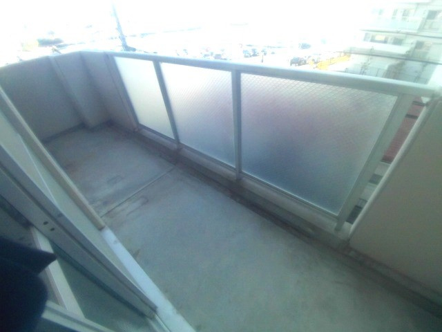 アビタシオン中崎のバルコニー