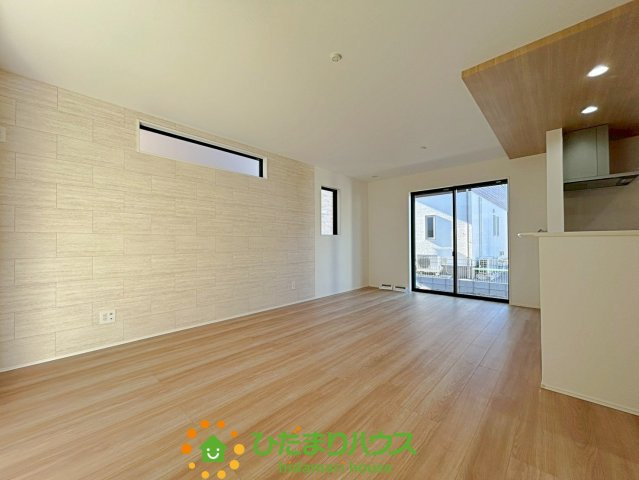 羽生市中岩瀬　新築一戸建て　03　グラファーレの居間・リビング|おしゃれな居間です！