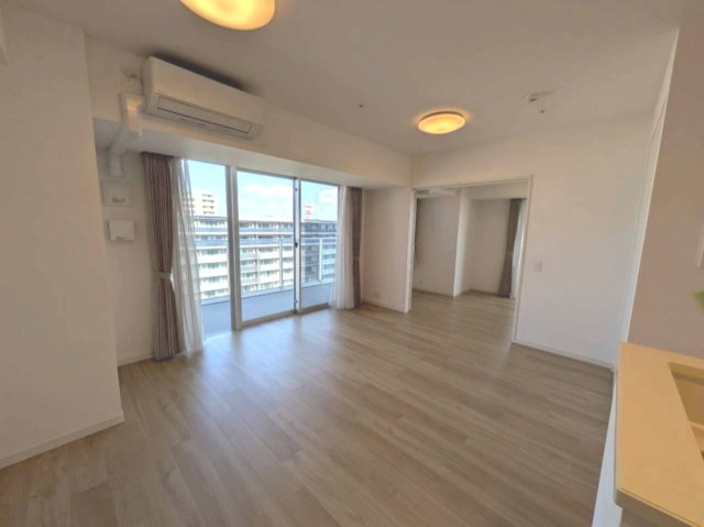 ザ・ハウス豊橋WEST　1204号室の居間・リビング