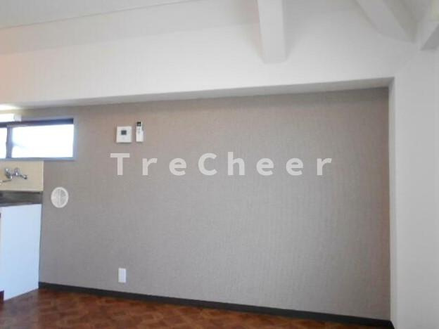 内野ハイツの洋室