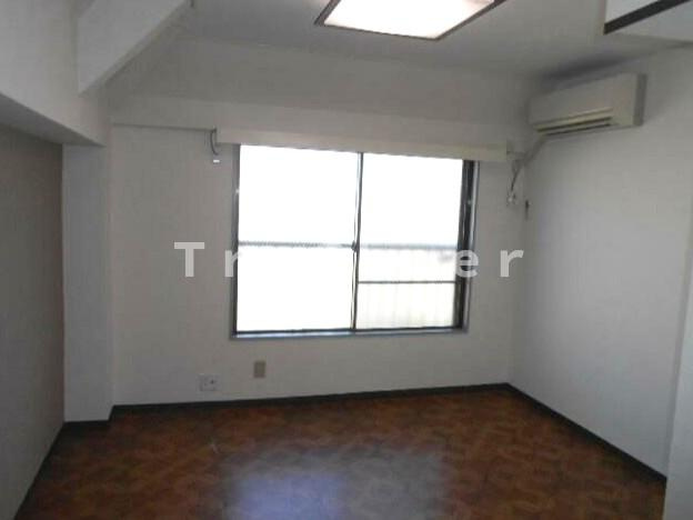 内野ハイツの寝室