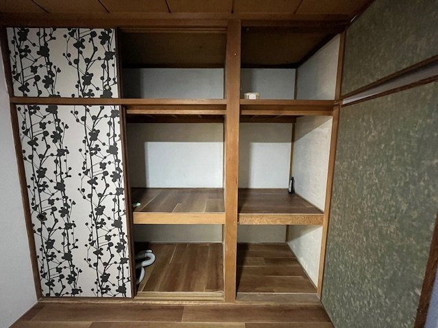 寿町貸家の収納