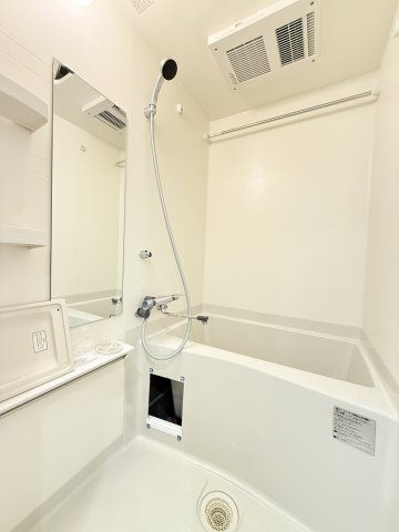 ソルテラスOSAKA緑橋クレアストの浴室