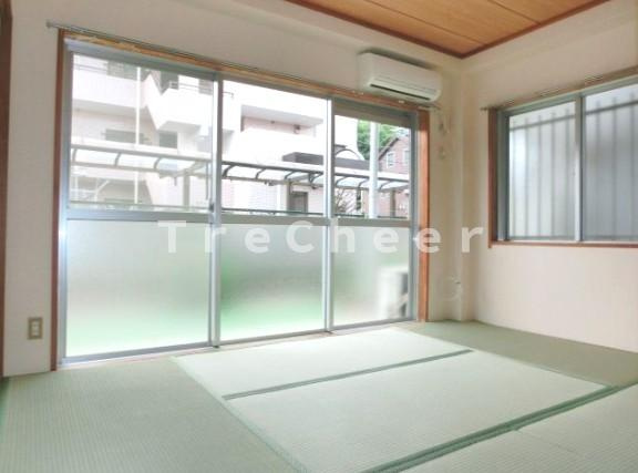 コージーハイムＢ棟の寝室