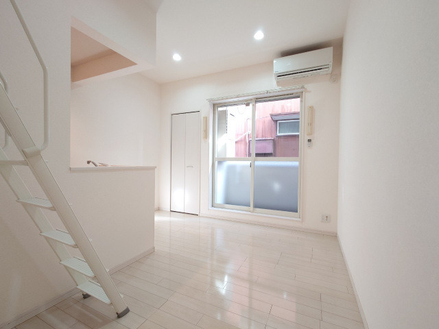 Village野間の居間・リビング