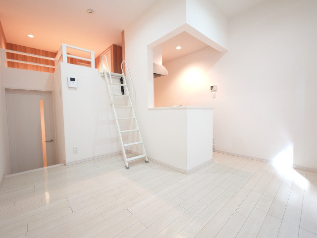 Village野間のロビー