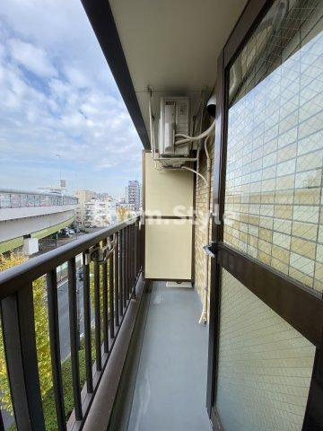 フレックス板橋のバルコニー|※居住前のお写真となります。