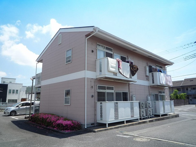 サクラハイムＣの駐車場|駐車場