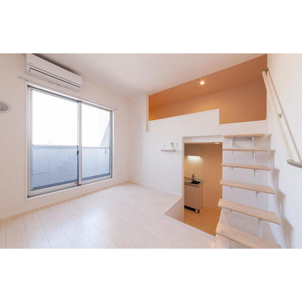 Ali di Luceの居間・リビング