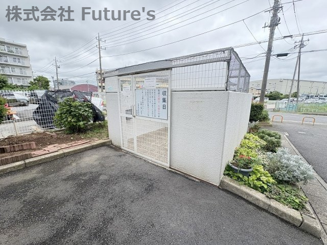 パークフィールドみさと五街区一号館のその他共用部分|敷地内ゴミ置場