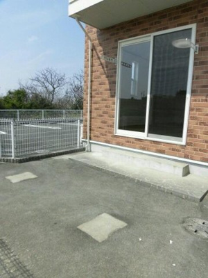 【庭】 | アレーナ | お庭です