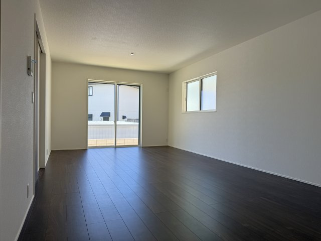 明石市大久保町山手台２丁目新築戸建１号棟の居間・リビング