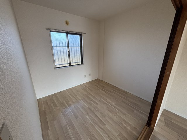 グレートサクシーの洋室