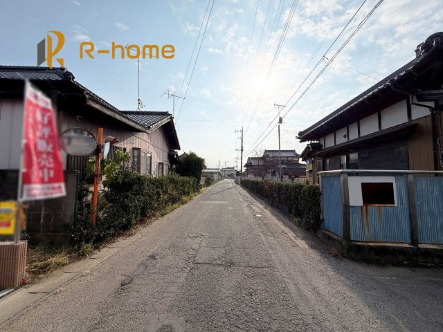 第1常総市東野原　新築戸建て　1号棟の前面道路含む現地写真|堂々！建物完成♪実際のお部屋をご見学可能です♪
ご見学が一番の資料！お気軽にお問い合わせ下さい♪