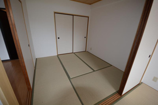 グリーンコート宝塚の寝室