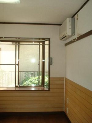 【居間・リビング】 | 光パークマンション | ゆったりとした居間です