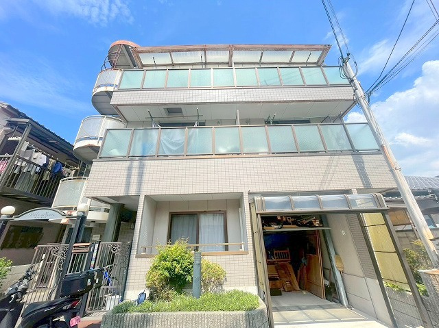 ヴィルヌーブの外観