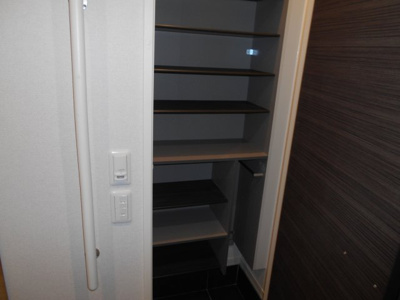 【玄関】 | ヘルトシュタイン堺東