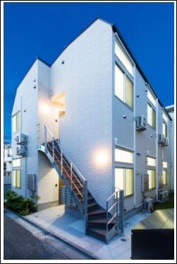 杉並区方南１丁目のアパートのエントランス|建物の内部です