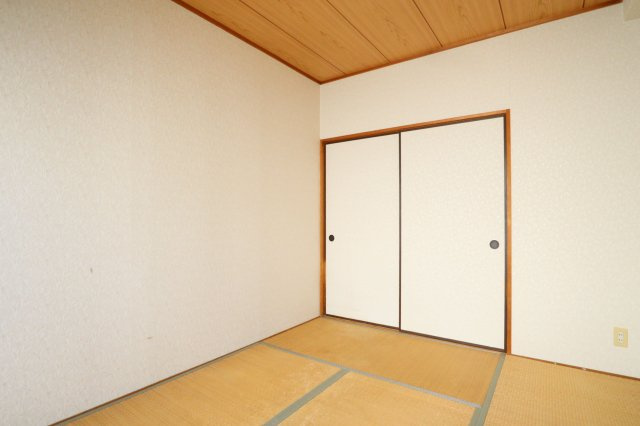 カトレヤマンションの和室