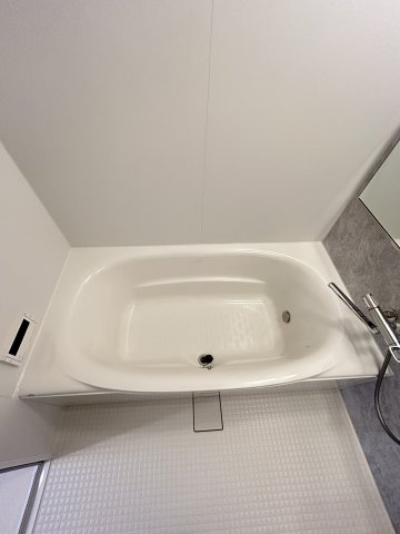 スプランディッド本町東DUEの浴室