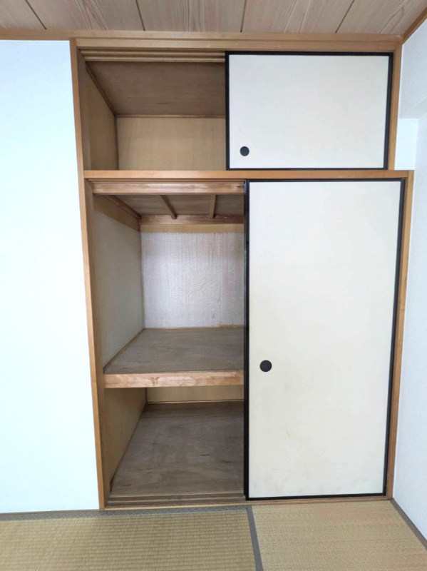 須磨パークヒルズA棟の収納|和室の押入
