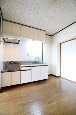 【居間・リビング】 | ピロ小倉 | ゆったりとしたリビングです