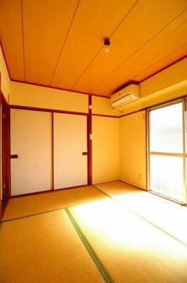 【和室】 | 井上コーポ | 日本らしい落ち着いた雰囲気の和室です