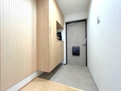 【玄関】 | グランコート東香里ケ丘 | 玄関も広々としております！