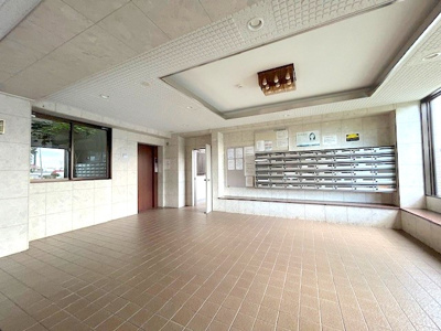 【その他共用部分】 | グランコート東香里ケ丘 | エントランス部分になります