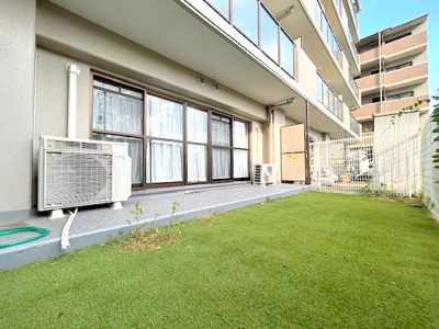 【庭】 | グランコート東香里ケ丘 | 専用庭がございます