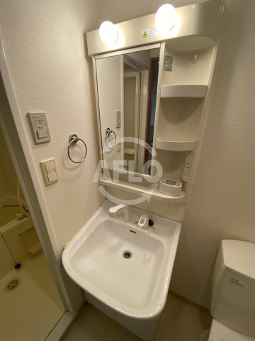 エスリード京橋Ⅲ番館の洗面所|エスリード京橋Ⅲ番館　独立洗面台