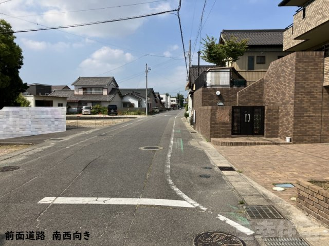 碧南市霞浦町の前面道路含む現地写真|前面道路